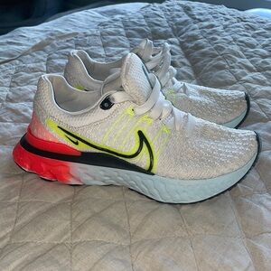 ❄️Clear Out!❄️